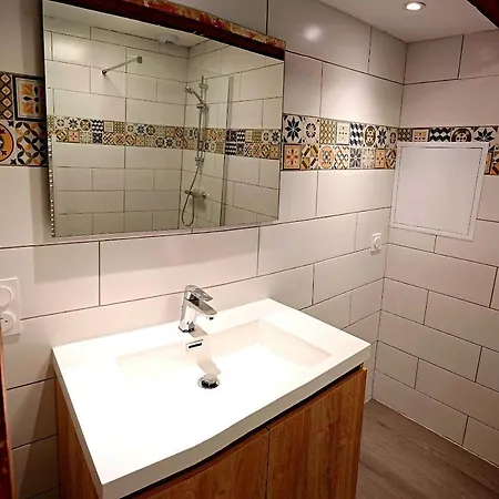 3 Vallee Du Lot Apartman